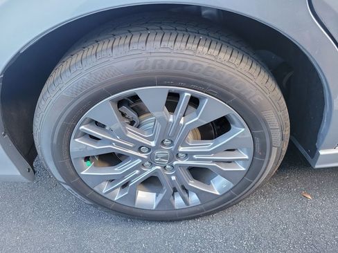 Used 2026 Honda Odyssey Touring image 12