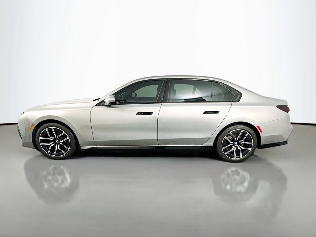 Certified 2023 BMW 740i RWD image 8