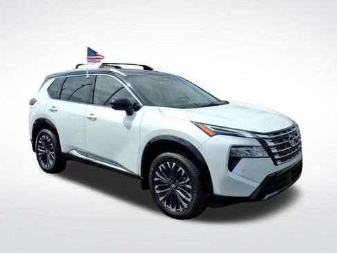 Certified 2026 Nissan Rogue Platinum w/ Platinum Premium Package AWD/4WD image 1
