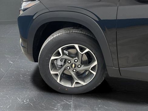 New 2026 Chevrolet Trax LT w/ Driver Confidence Package image 31