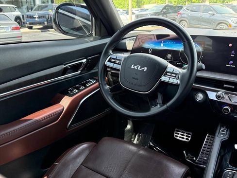 Certified 2024 Kia Telluride SX FWD image 8
