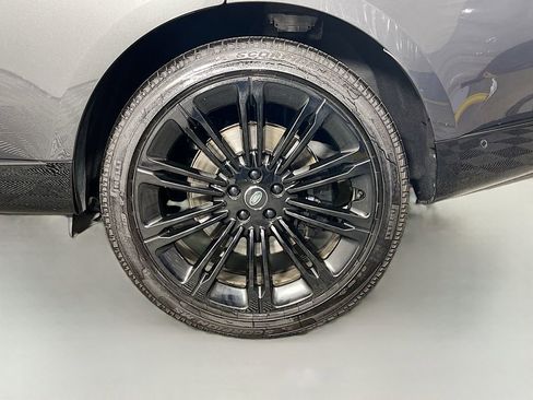 Used 2025 Land Rover Range Rover SE AWD/4WD image 33