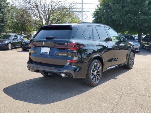 New 2026 BMW X5 xDrive50e w/ M Sport Package AWD/4WD image 3
