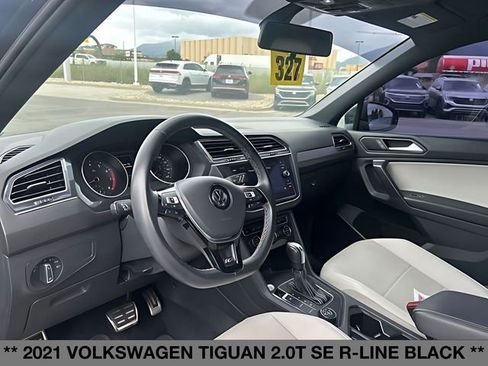 Used 2021 Volkswagen Tiguan SE R-Line w/ 3rd Row Seat Package AWD/4WD image 21
