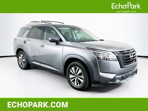 Used 2022 Nissan Pathfinder SL w/ SL Black Package FWD image 1