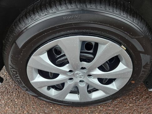 Certified 2024 Toyota Corolla LE image 10