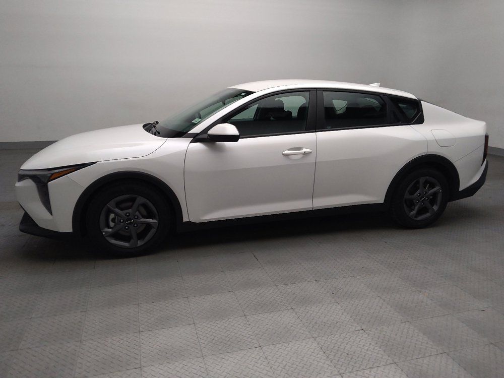 Used 2025 Kia K4 FWD image 2