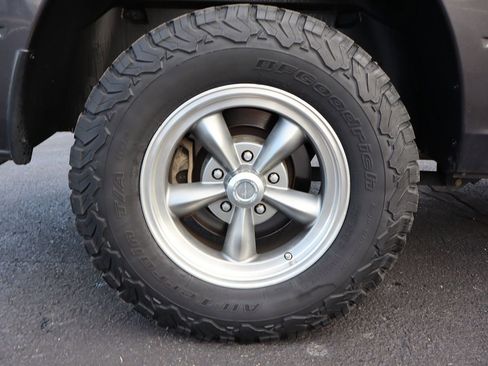 Used 2018 RAM 1500 Express image 38