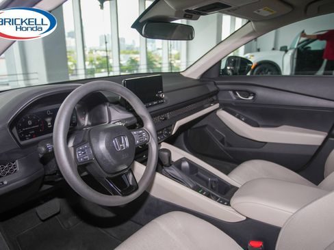 Used 2025 Honda Accord LX image 16
