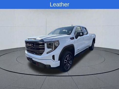 Used 2022 GMC Sierra 1500 AT4 w/ AT4 Premium Package AWD/4WD image 7