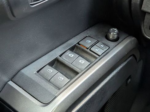 Used 2019 Toyota Tacoma TRD Off-Road image 26