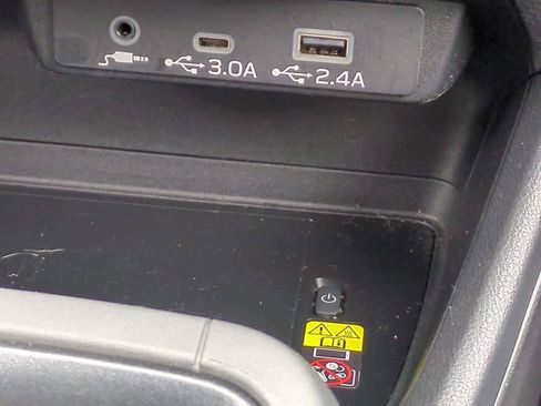 Certified 2025 Subaru Crosstrek 2.5i Limited image 30