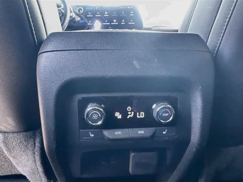 Used 2026 Chevrolet Traverse RS w/ LPO, Floor Liner Package FWD image 24