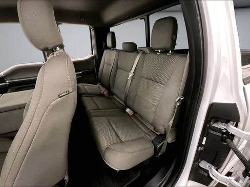 Used 2016 Ford F150 XLT w/ Equipment Group 302A Luxury AWD/4WD image 23