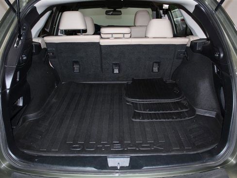 Used 2016 Subaru Outback 2.5i Limited w/ Popular Package #4 image 35