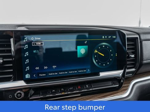 Used 2022 Chevrolet Silverado 1500 LT image 30