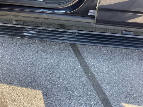 Used 2022 Chevrolet Tahoe High Country image 11