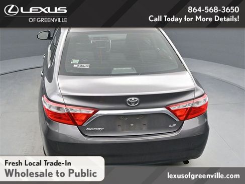 Used 2015 Toyota Camry LE image 21