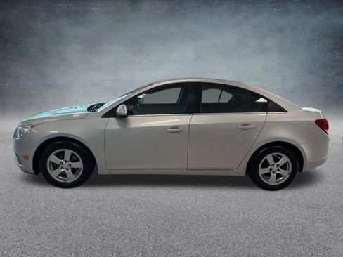 Used 2014 Chevrolet Cruze LT FWD image 10