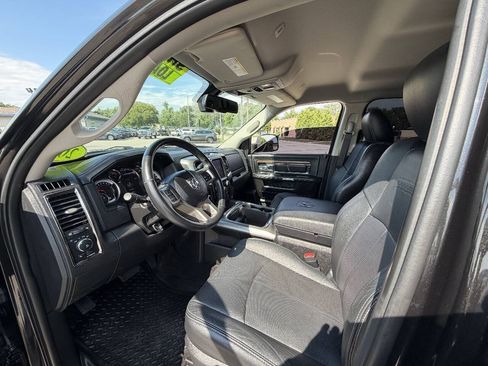 Used 2018 RAM 2500 Laramie AWD/4WD image 9
