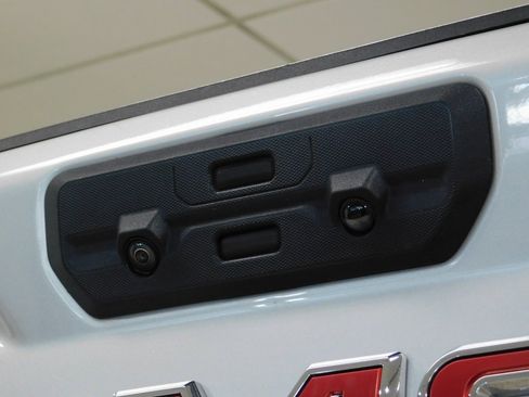 Used 2022 GMC Sierra 3500 Denali w/ Technology Package image 81