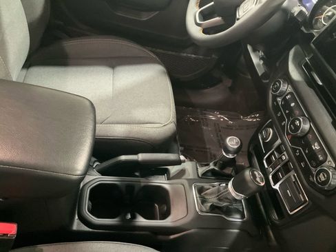 Used 2024 Jeep Wrangler Sport S image 27