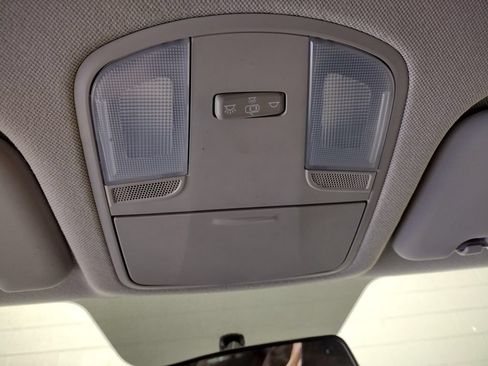 Used 2018 Hyundai Elantra SEL FWD image 29