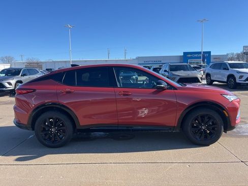 Used 2024 Buick Envista Sport Touring w/ Convenience I Package image 2