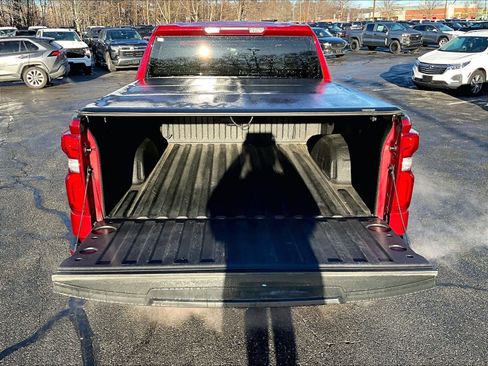 Used 2021 Chevrolet Silverado 1500 RST image 30