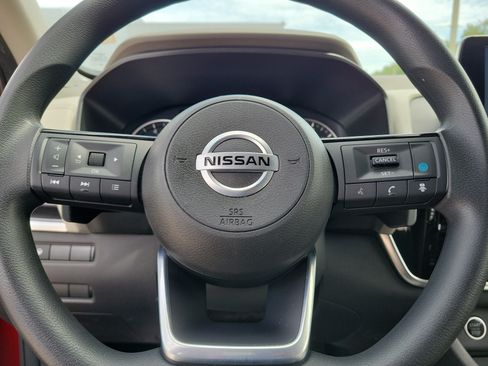 Certified 2021 Nissan Rogue SV FWD image 21