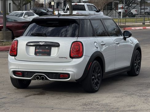 Used 2019 MINI Cooper S image 10