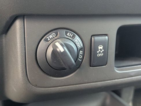 Used 2012 Nissan Xterra S w/ Value Package image 17