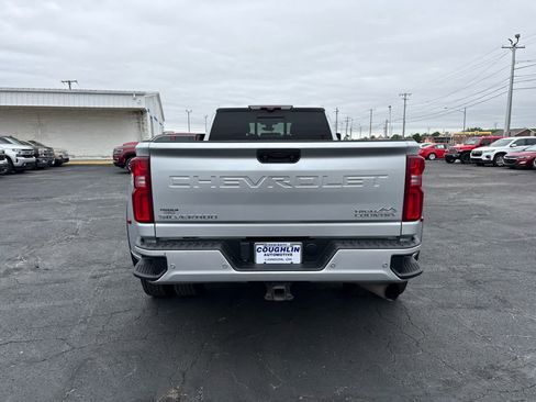Used 2021 Chevrolet Silverado 3500 High Country AWD/4WD image 4