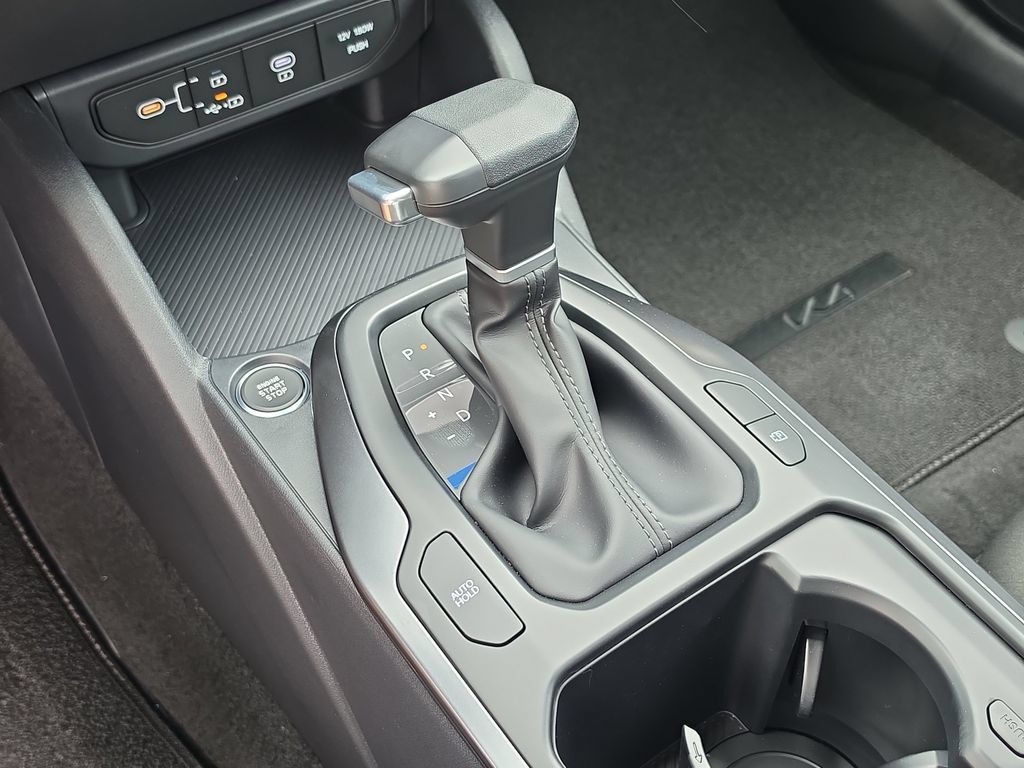 New 2026 Kia K4 FWD image 25