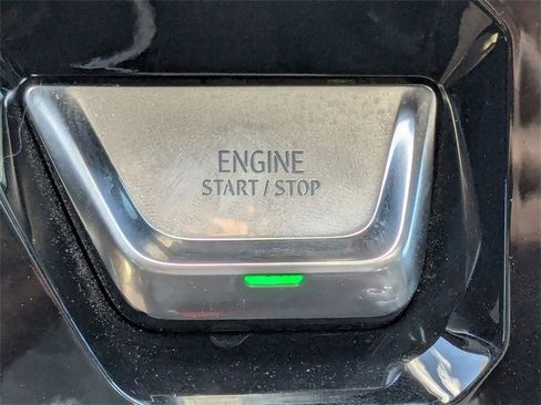 Used 2024 GMC Sierra 1500 AT4X image 31