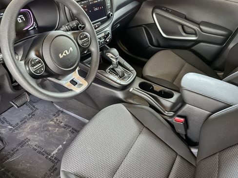 Used 2023 Kia Soul LX w/ Option Group 015 image 10