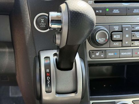 Used 2013 Honda Pilot Touring image 23