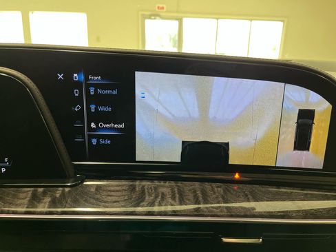 Used 2023 Cadillac Escalade Premium Luxury image 47