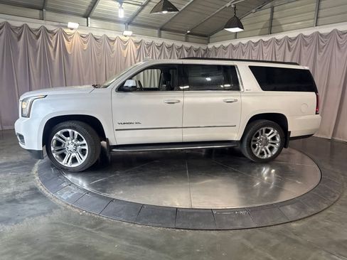 Used 2019 GMC Yukon XL SLT w/ Premium Edition AWD/4WD image 8