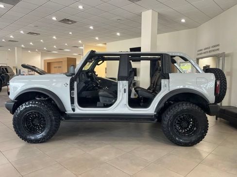 New 2026 Ford Bronco Outer Banks w/ Sasquatch Package AWD/4WD image 27