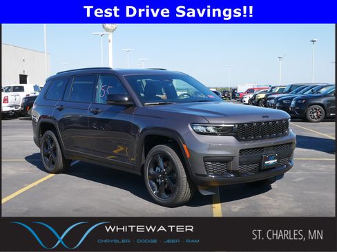 New 2025 Jeep Grand Cherokee L Altitude image 1