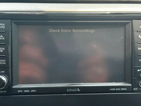 Used 2011 Jeep Grand Cherokee Overland AWD/4WD image 38