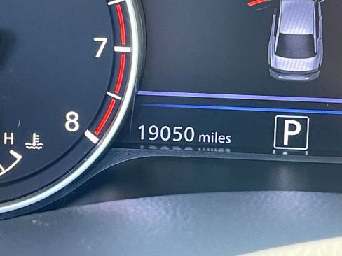 Used 2025 Nissan Altima 2.5 SV image 40