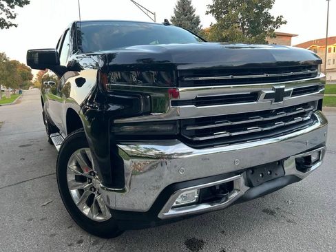 Used 2019 Chevrolet Silverado 1500 LTZ image 8
