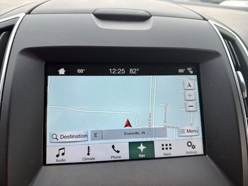 Used 2017 Ford Edge Titanium w/ Equipment Group 301A image 21