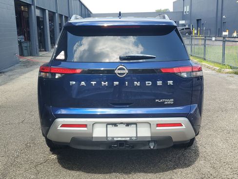 Certified 2022 Nissan Pathfinder Platinum w/ Cargo Package AWD/4WD image 6