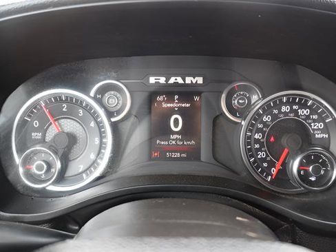 Used 2024 RAM 1500 Big Horn AWD/4WD image 18