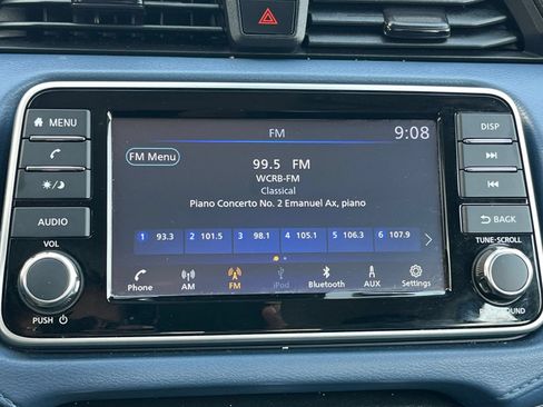 Used 2025 Nissan Versa SV FWD image 21