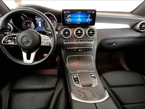 Used 2021 Mercedes-Benz GLC 300 image 14