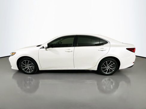 Used 2017 Lexus ES 350 w/ Luxury Package FWD image 8